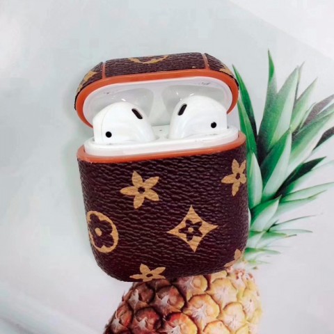 Чехол пластиковый с покрытием для AirPods, "Бренды"-3