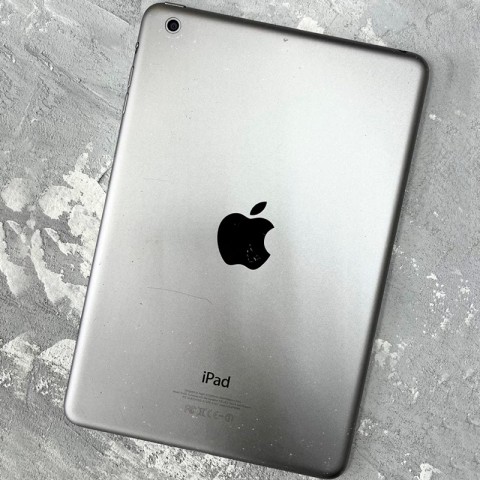iPad Mini 16Gb (wi-fi), б/у