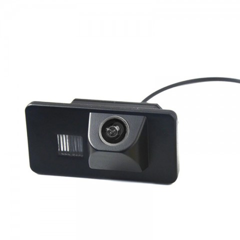 Камера заднего вида в ручку багажника BMW 1/3/5/7 E46/E82/E88/E93/E60/E61/E39/E53/E90/E92/M3