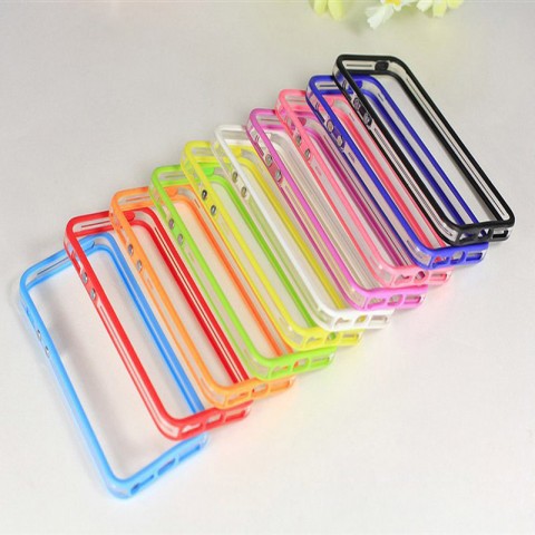 Чехол-бампер для iPhone 5/5S/SE пластик-силикон-1