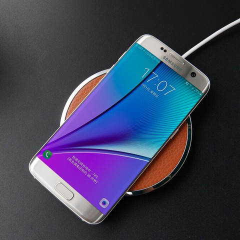 Зарядное устройство беспроводное Nillkin Magic Disk III, коричневое-3