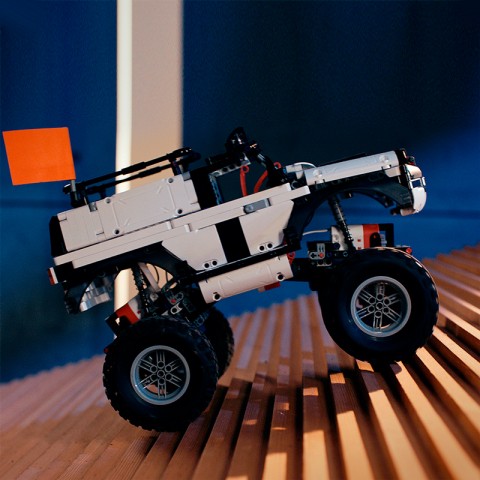 Игрушка-конструктор Xiaomi Mi Smart Building Blocks Off-road Four-wheel Drive-4
