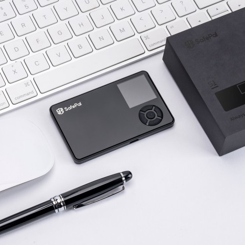 Аппаратный кошелёк SafePal S1-3