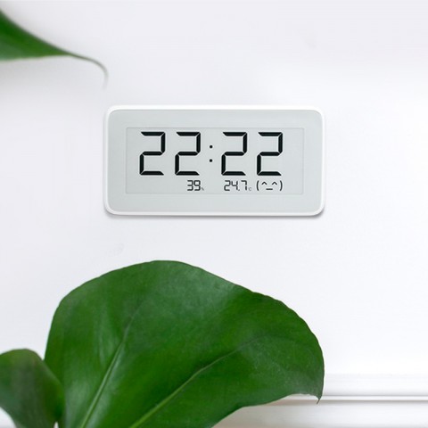 Часы-метеостанция Xiaomi Mijia Temperature And Humidity Electronic Watch-1