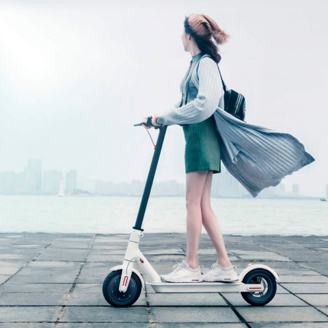 Электросамокат Xiaomi M365 Electric Scooter White-4