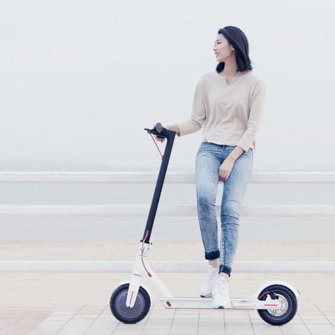 Электросамокат Xiaomi M365 Electric Scooter White-3