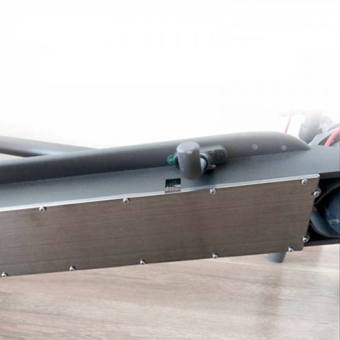 Металлическая защита низа элeктросамоката Xiaomi Mijia M365-1