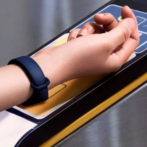 Фитнес браслет Xiaomi Mi Band 5 NFC-1